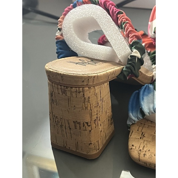 Corkys Tropic Like It's Hot Heels Multicolor Ruffle Strap Block Heel Sz 9 - Picture 6 of 10